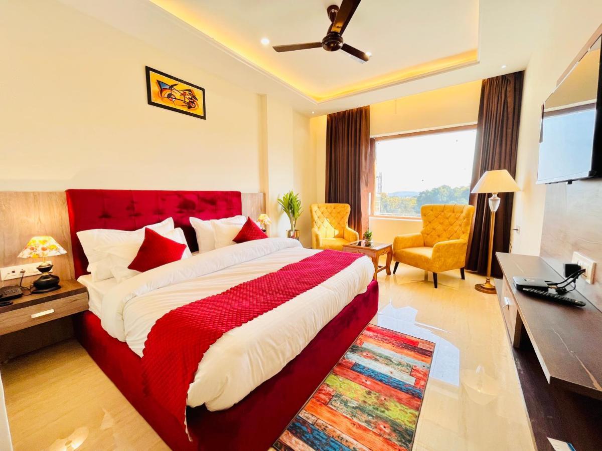 Ganges Blossam - A Four Star Luxury Hotel & Resort Haridwār Екстериор снимка