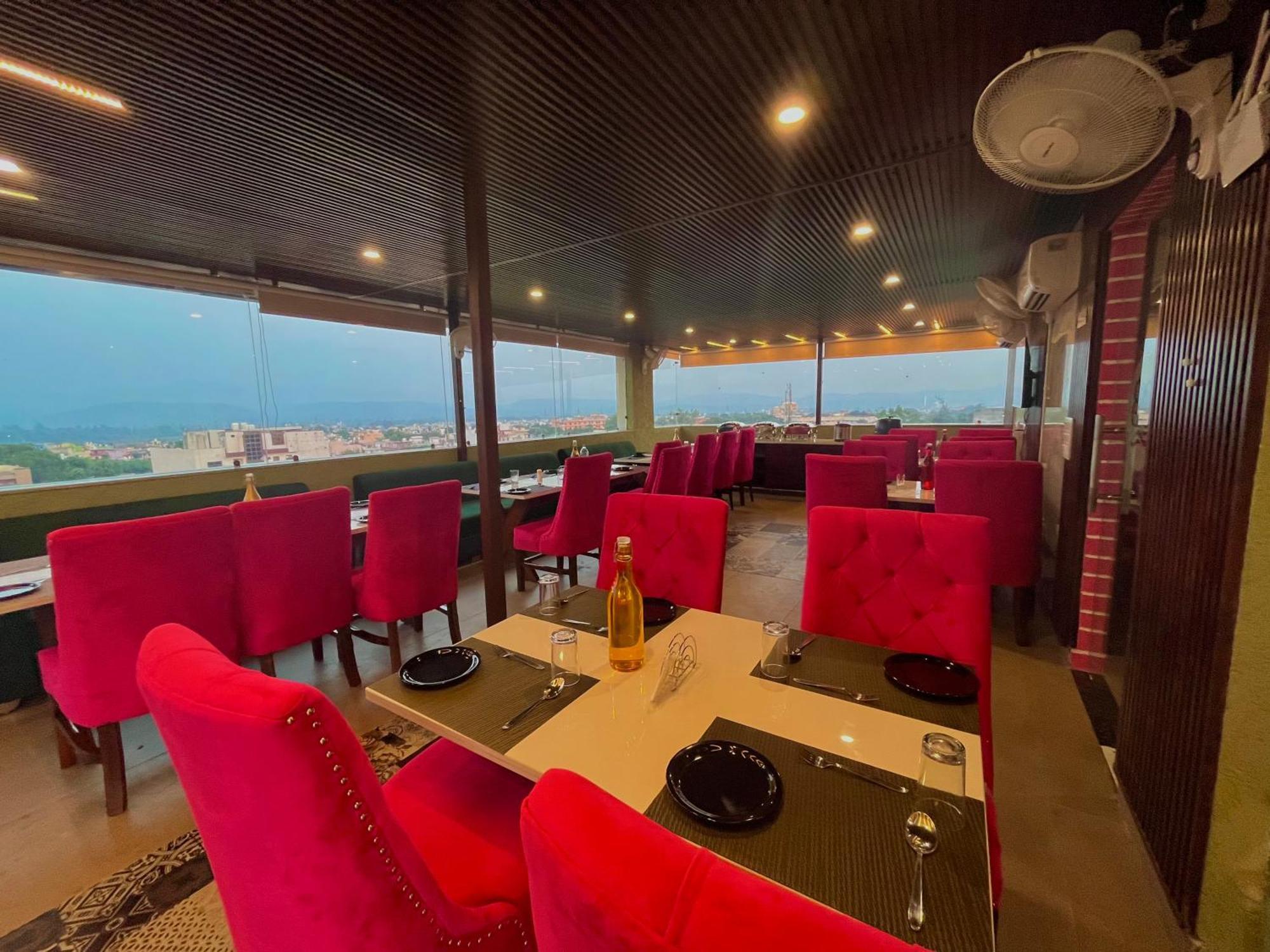 Ganges Blossam - A Four Star Luxury Hotel & Resort Haridwār Екстериор снимка